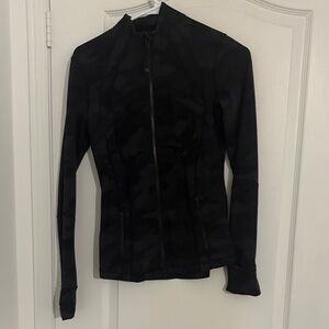 Women's Black Lululemon Camouflage Zip-Up Jacket